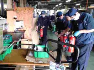 石川県津幡町　ヨシダセイコー　防災訓練　初期消火訓練